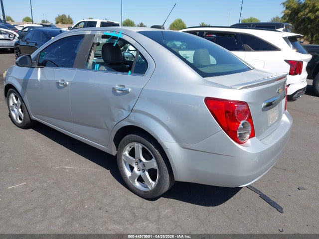 Chevrolet Sonic Ltz Auto 2015 1G1JE5SB7F4134340 Image 3