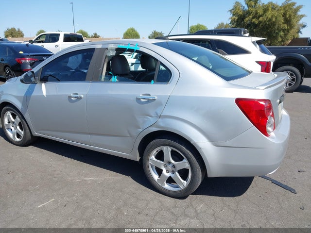 Chevrolet Sonic Ltz Auto 2015 1G1JE5SB7F4134340 Image 6