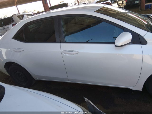 Toyota Corolla Le Eco 2017 5YFBPRHE3HP644814 Image 13
