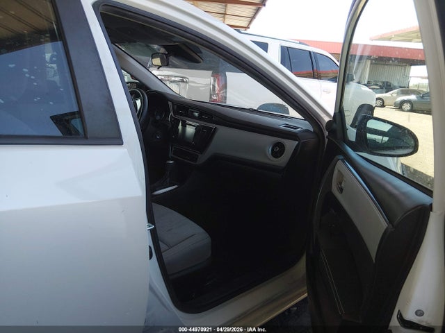 Toyota Corolla Le Eco 2017 5YFBPRHE3HP644814 Image 5