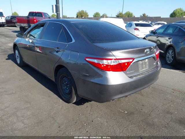 Toyota CAMRY LE 2015 4T4BF1FK1FR458302 Image 3