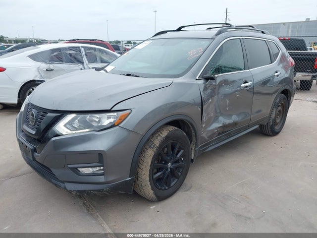 Nissan ROGUE SV 2018 5N1AT2MT2JC750457 Image 2