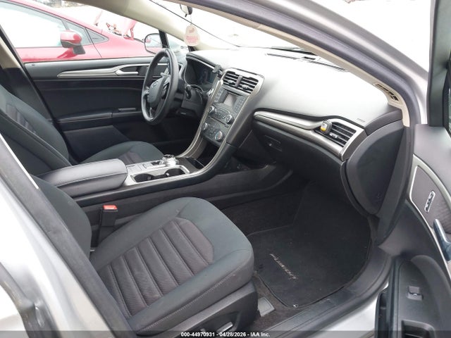 3FA6P0H78JR140201 Ford FUSION SE