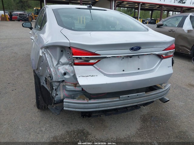 3FA6P0H78JR140201 Ford FUSION SE