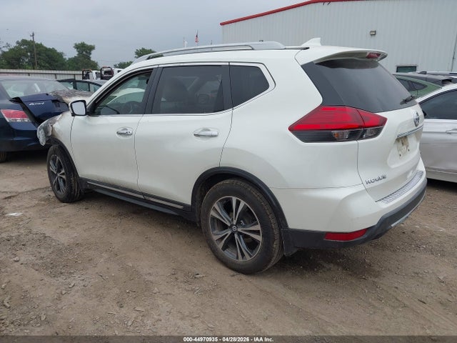 2017 Nissan Rogue Sl მანქანა იყიდება აუქციონზე, vin: 5N1AT2MT7HC749007, აუქციონის ნომერი: 44970935