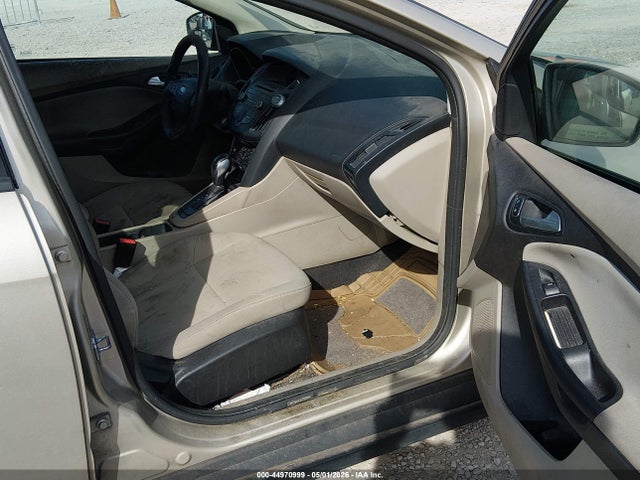 44970999 :رقم المزاد ، 1FADP3F26HL234540 vin ، 2017 Ford Focus Se مزاد بيع