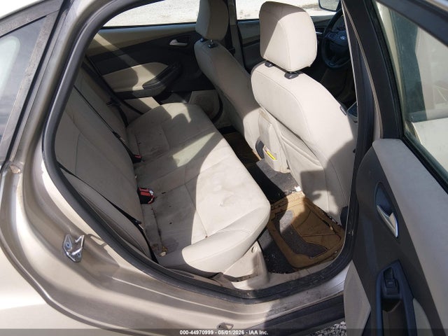 44970999 :رقم المزاد ، 1FADP3F26HL234540 vin ، 2017 Ford Focus Se مزاد بيع