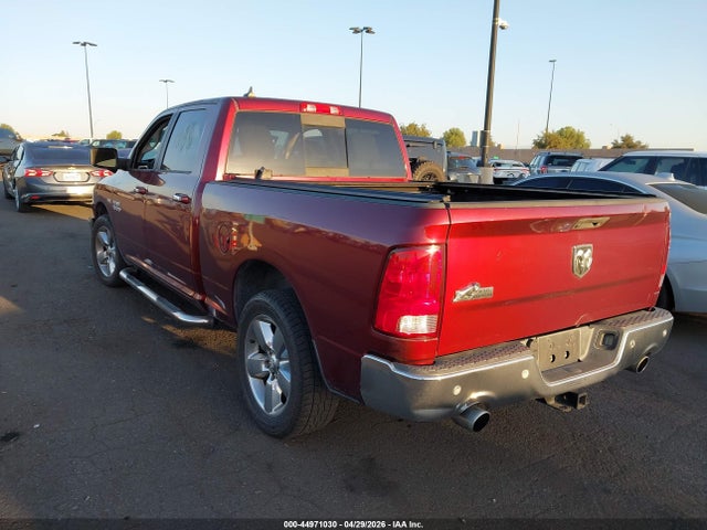 1C6RR6TTXHS645591 RAM 1500 Big Horn 4x2 6&#039;4 Box
