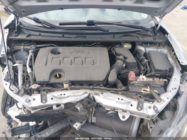 5YFBURHE9HP705043 Toyota COROLLA LE