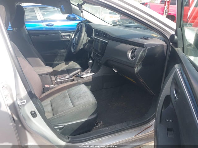 5YFBURHE9HP705043 Toyota COROLLA LE
