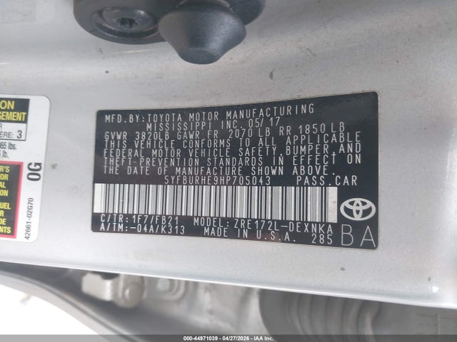 5YFBURHE9HP705043 Toyota COROLLA LE