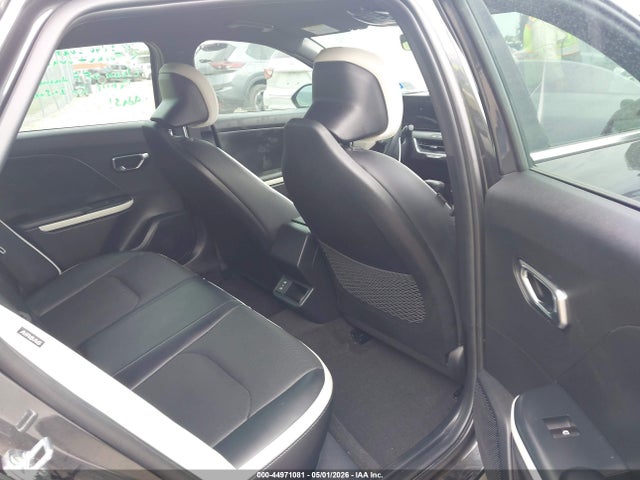 44971081 :رقم المزاد ، 3KPFW4DE6TE265216 vin ، 2026 Kia K4 Gt-line مزاد بيع