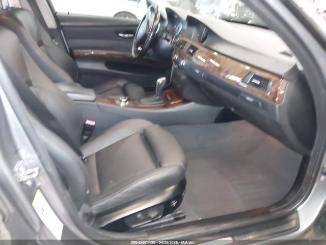 2009 Bmw 328i მანქანა იყიდება აუქციონზე, vin: WBAPH57549NL78972, აუქციონის ნომერი: 44971125