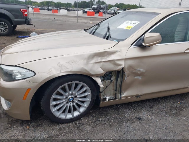 2011 Bmw 535i მანქანა იყიდება აუქციონზე, vin: WBAFR7C57BC602098, აუქციონის ნომერი: 44971159