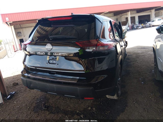 44971167 :رقم المزاد ، 5N1BT3BA8TC715856 vin ، 2026 Nissan Rogue Sv مزاد بيع