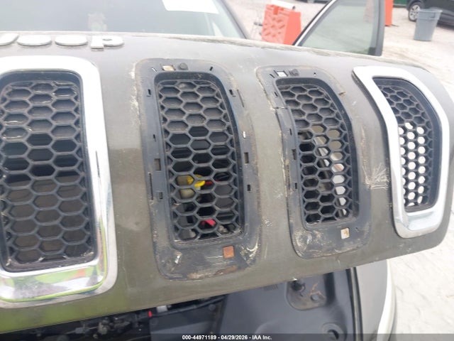 44971189 :رقم المزاد ، 1C4PJLCS1EW299884 vin ، 2014 Jeep Cherokee Latitude مزاد بيع