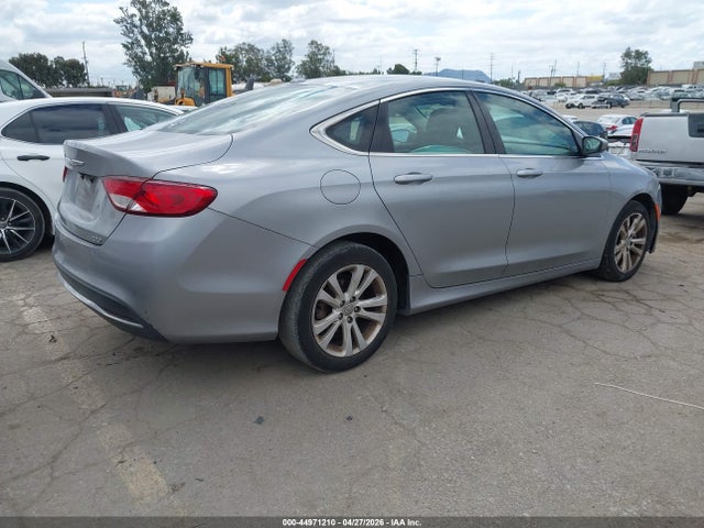 44971210 :رقم المزاد ، 1C3CCCABXFN537609 vin ، 2015 Chrysler 200 Limited مزاد بيع
