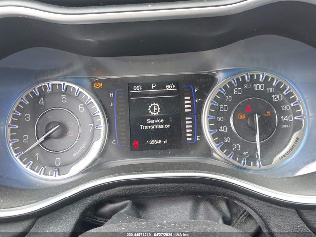 44971210 :رقم المزاد ، 1C3CCCABXFN537609 vin ، 2015 Chrysler 200 Limited مزاد بيع