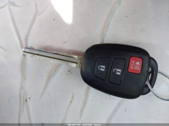 Продажа на аукционе авто 2014 Toyota Rav4 Xle, vin: JTMWFREV6EJ000765, номер лота: 44971252
