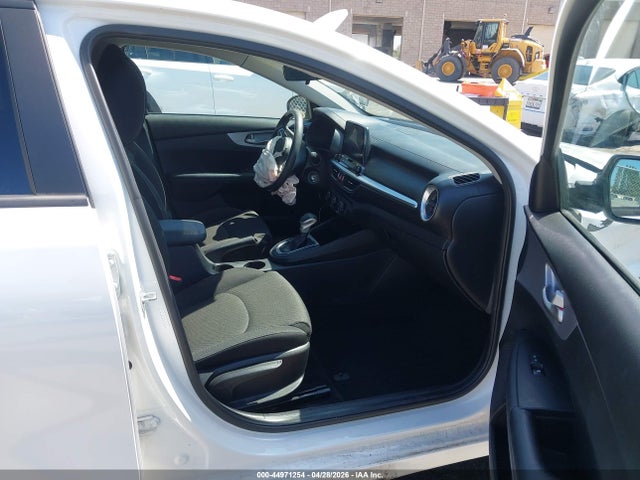 44971254 :رقم المزاد ، 3KPF24AD1NE453958 vin ، 2022 Kia Forte Lxs مزاد بيع