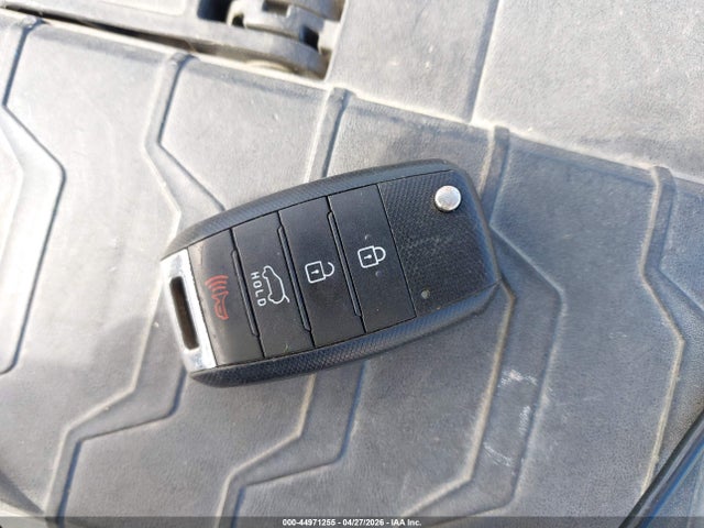 Продаж на аукціоні авто 2016 Kia Soul, vin: KNDJN2A25G7270280, номер лоту: 44971255