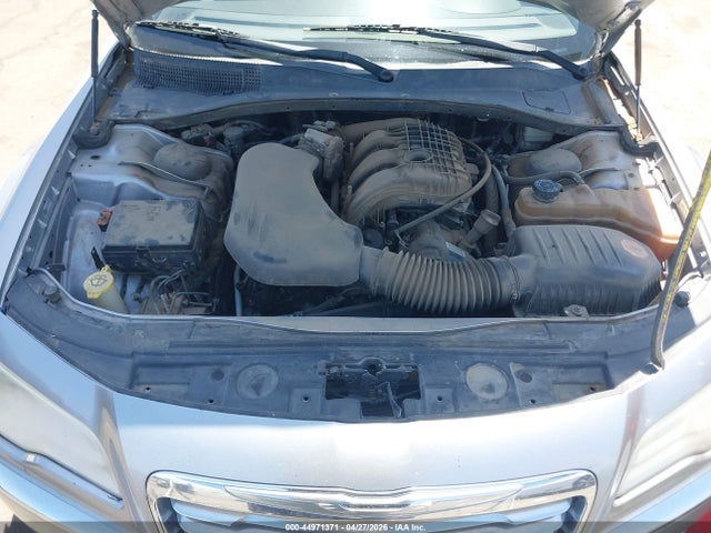 2013 Chrysler 300 Motown მანქანა იყიდება აუქციონზე, vin: 2C3CCAAGXDH735855, აუქციონის ნომერი: 44971371