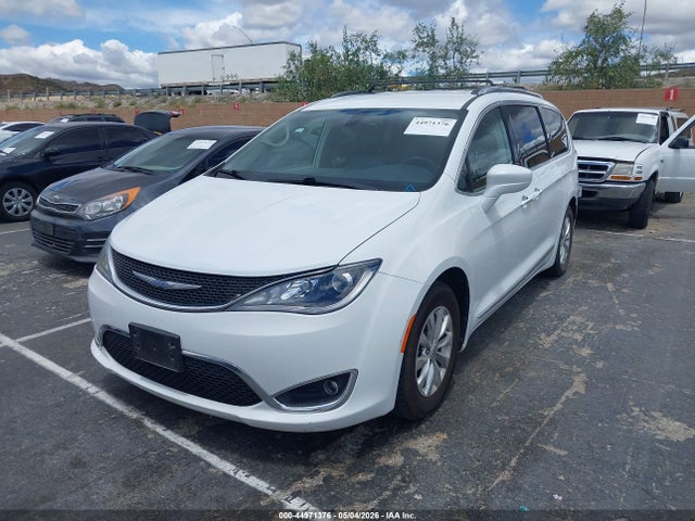 Aukcja sprzedaży 2018 Chrysler Pacifica Touring L, vin: 2C4RC1BG8JR211386, numer aukcji: 44971376