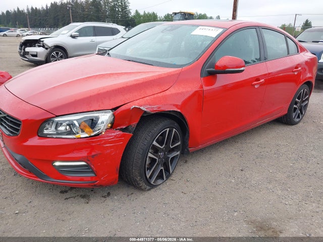 Volvo S60 T5 Dynamic 2017 YV126MFL2H2430462 Image 2