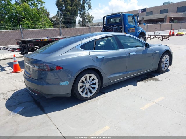 Продаж на аукціоні авто 2013 Tesla Model S, vin: 5YJSA1DN8DFP28982, номер лоту: 44971381