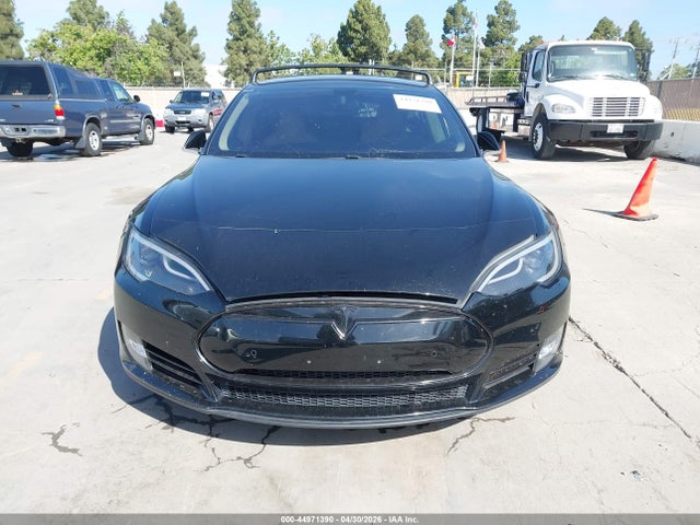 Tesla Model S P85 2014 5YJSA1H11EFP29464 Image 11
