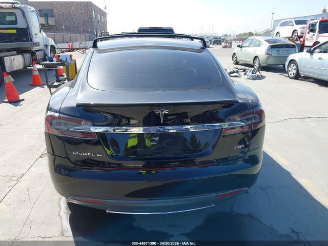 Tesla Model S P85 2014 5YJSA1H11EFP29464 Image 15