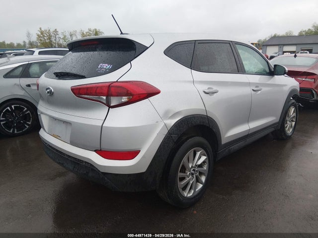 Продаж на аукціоні авто 2016 Hyundai Tucson Se, vin: KM8J23A42GU152135, номер лоту: 44971439