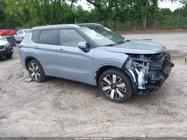 Mitsubishi Outlander Sel 2.5 2wd 2025 JA4J3WA87SZ051877 zdjęcie główne