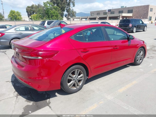 5NPD84LFXJH234457 Hyundai ELANTRA SEL