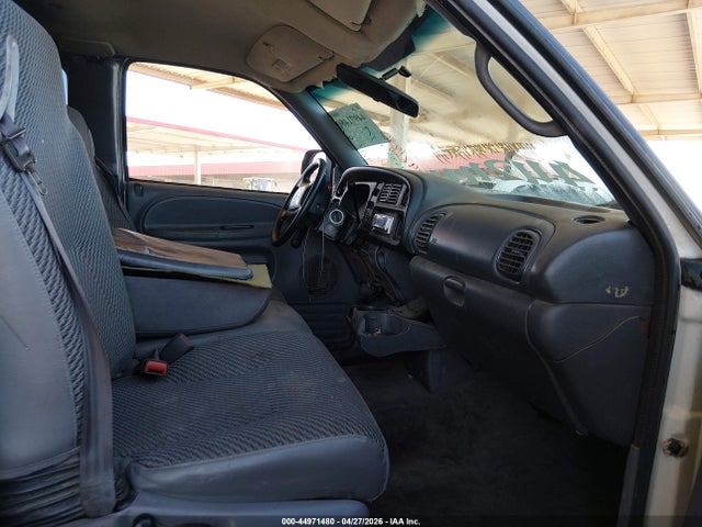 44971480 :رقم المزاد ، 3B7HC13Y21G793624 vin ، 2001 Dodge Ram 1500 St مزاد بيع