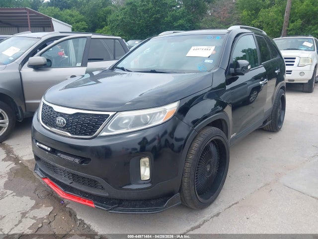 2015 Kia Sorento Lx მანქანა იყიდება აუქციონზე, vin: 5XYKTCA67FG597588, აუქციონის ნომერი: 44971484