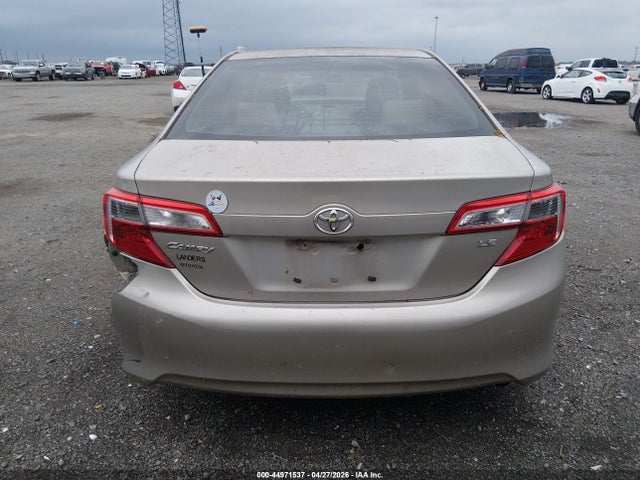2013 Toyota Camry Le მანქანა იყიდება აუქციონზე, vin: 4T4BF1FK9DR326868, აუქციონის ნომერი: 44971537