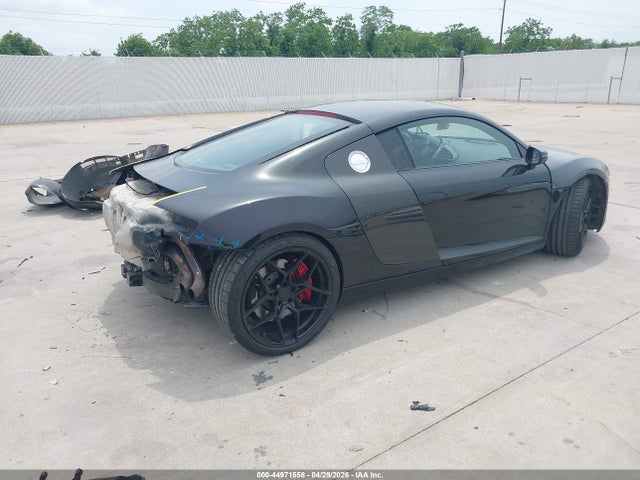 WUAAUAFG5F7000923 Audi R8 4.2