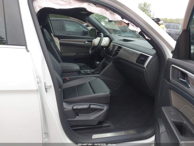 Продаж на аукціоні авто 2022 Volkswagen Atlas Cross Sport 3.6l V6 Se W/technology, vin: 1V2HE2CA1NC217842, номер лоту: 44971561