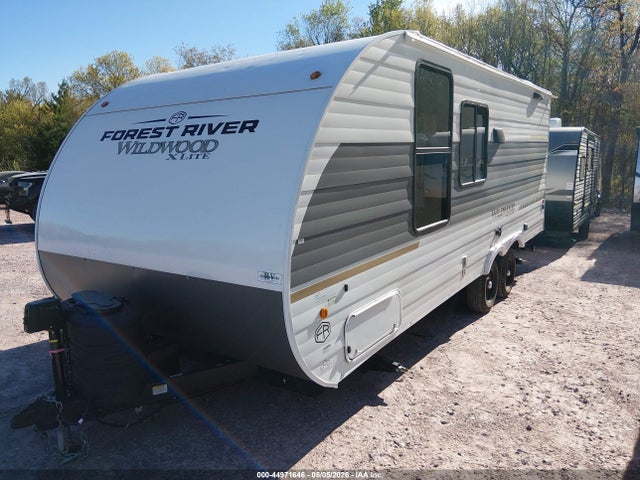 Forest River Wildwood 2025 4X4TWDU29S7379258 Image 2