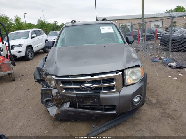 2010 Ford Escape Xlt მანქანა იყიდება აუქციონზე, vin: 1FMCU0D70AKB79358, აუქციონის ნომერი: 44971652