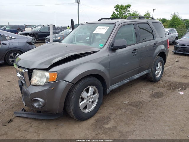2010 Ford Escape Xlt მანქანა იყიდება აუქციონზე, vin: 1FMCU0D70AKB79358, აუქციონის ნომერი: 44971652