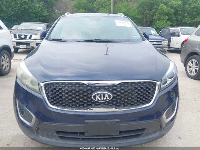 44971659 :رقم المزاد ، 5XYPG4A58HG337758 vin ، 2017 Kia Sorento 3.3l Lx مزاد بيع