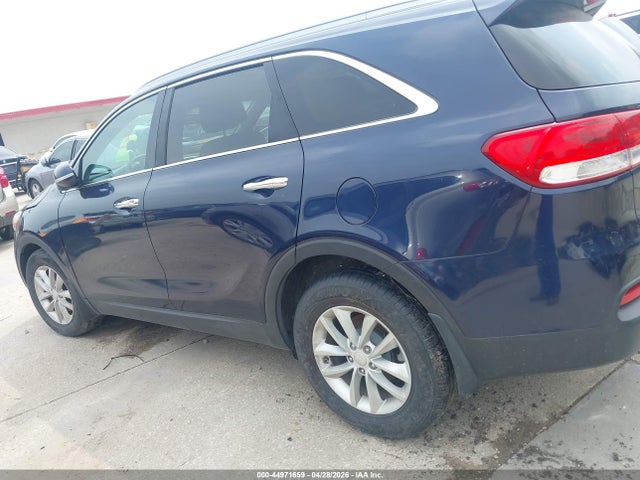 44971659 :رقم المزاد ، 5XYPG4A58HG337758 vin ، 2017 Kia Sorento 3.3l Lx مزاد بيع