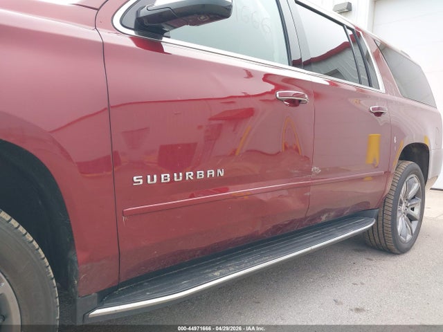 44971666 :رقم المزاد ، 1GNSKJKCXJR150945 vin ، 2018 Chevrolet Suburban Premier مزاد بيع