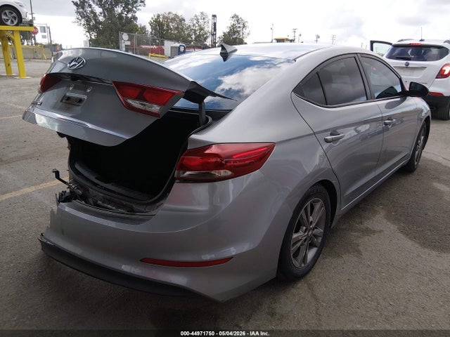 5NPD84LF9HH002779 Hyundai ELANTRA SE