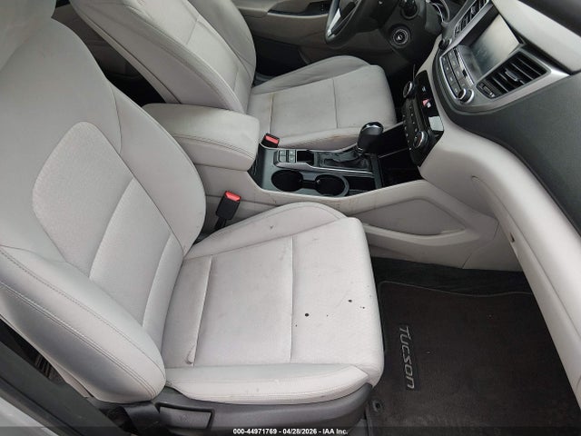 44971769 :رقم المزاد ، KM8J3CA44JU648297 vin ، 2018 Hyundai Tucson Sel مزاد بيع