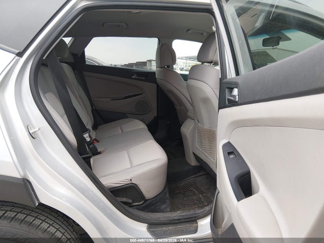44971769 :رقم المزاد ، KM8J3CA44JU648297 vin ، 2018 Hyundai Tucson Sel مزاد بيع