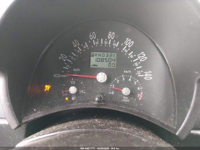 44971771 :رقم المزاد ، 3VWCK31C04M419712 vin ، 2004 Volkswagen New Beetle Gls 2.0l مزاد بيع