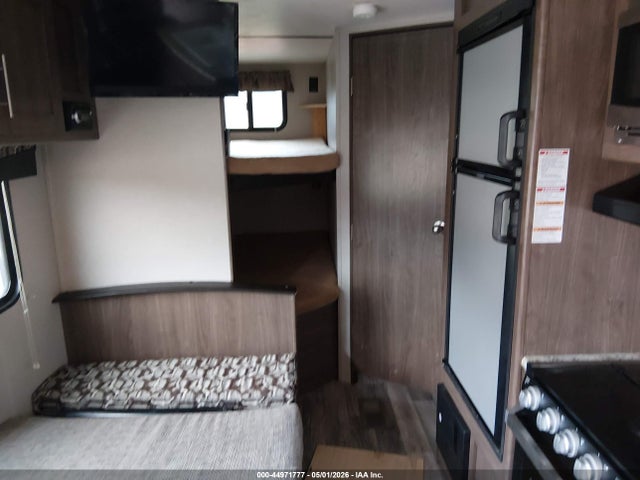 44971777 :رقم المزاد ، 4YDT26226K7244901 vin ، 2019 Keystone Rv Hideout 262lhs Travel Trailer مزاد بيع